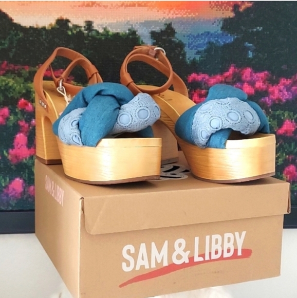 Womens Sam and Libby Cassandra Puffy Platform Sandal - Picture 7 of 10